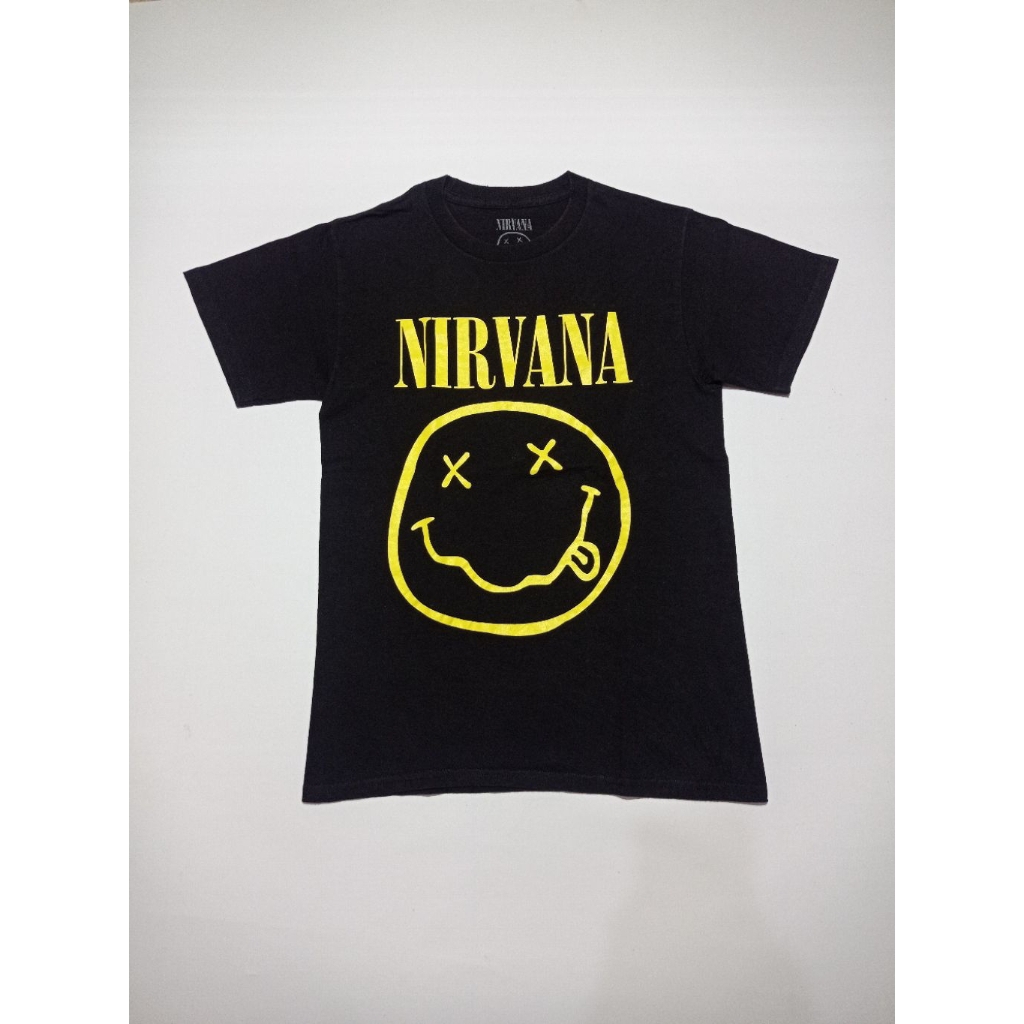 Kaos Band Nirvana Basic Smile Official Merchandise Warna Hitam Size S Second Brand Nirvana