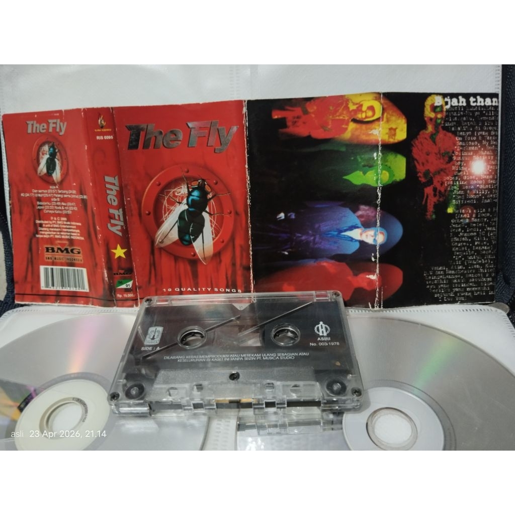 kaset pita the fly _ st