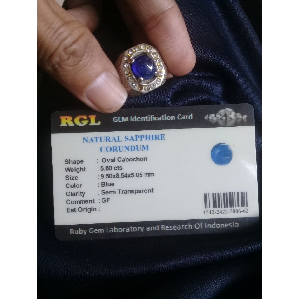 Natural blue sapphire + memo