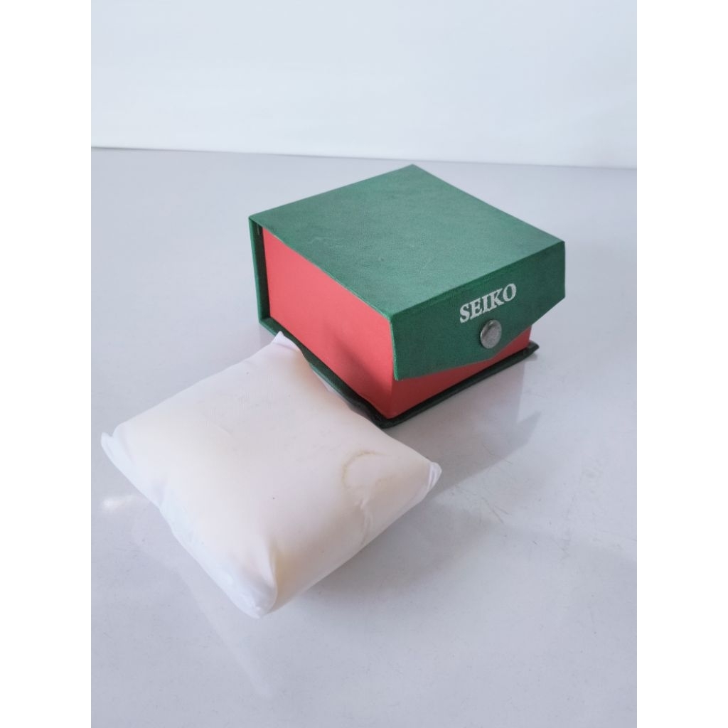 Box kotak tempat jam tangan seiko vintage case hardcase bok penyimpanan arloji seiko lawas antik kla