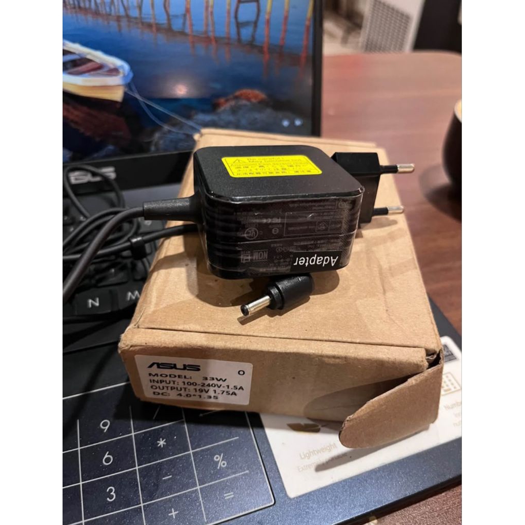 adaptor cas asus notebook 33 watt original 100%