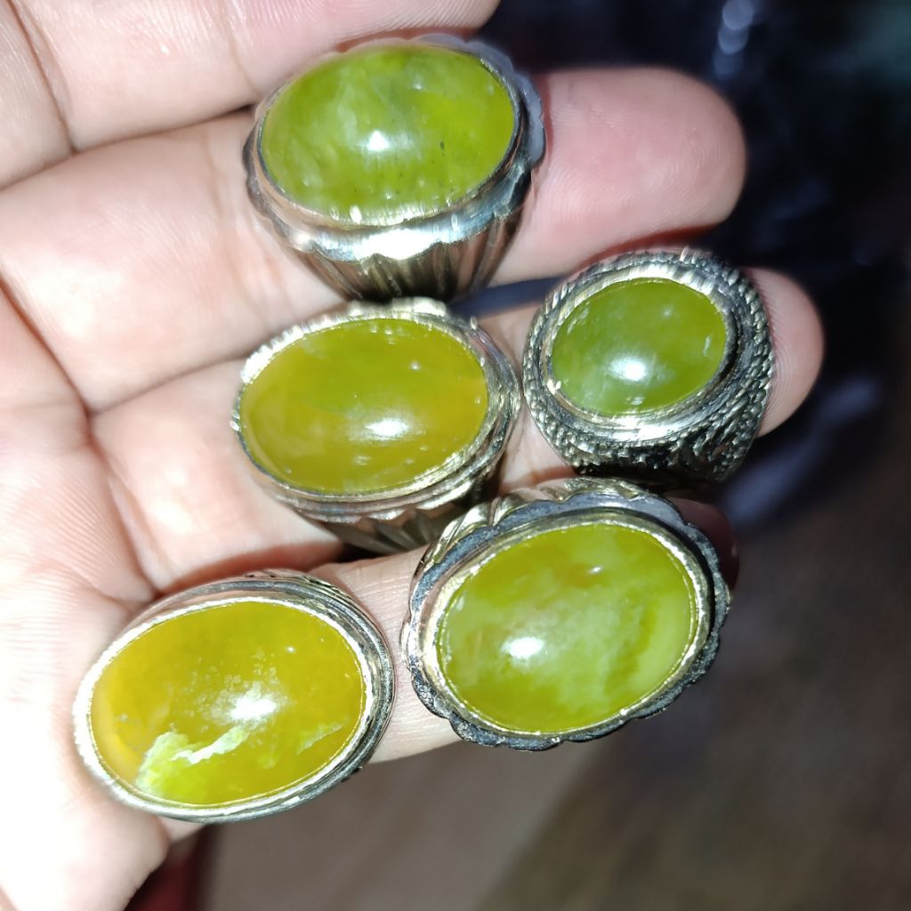 CA 53 Cincin Akik Batu Idocrase Aceh warna Belimbing Natural