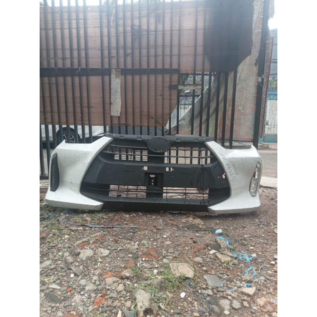 bumper bemper depan Toyota Agya 2023 2024 original copotan