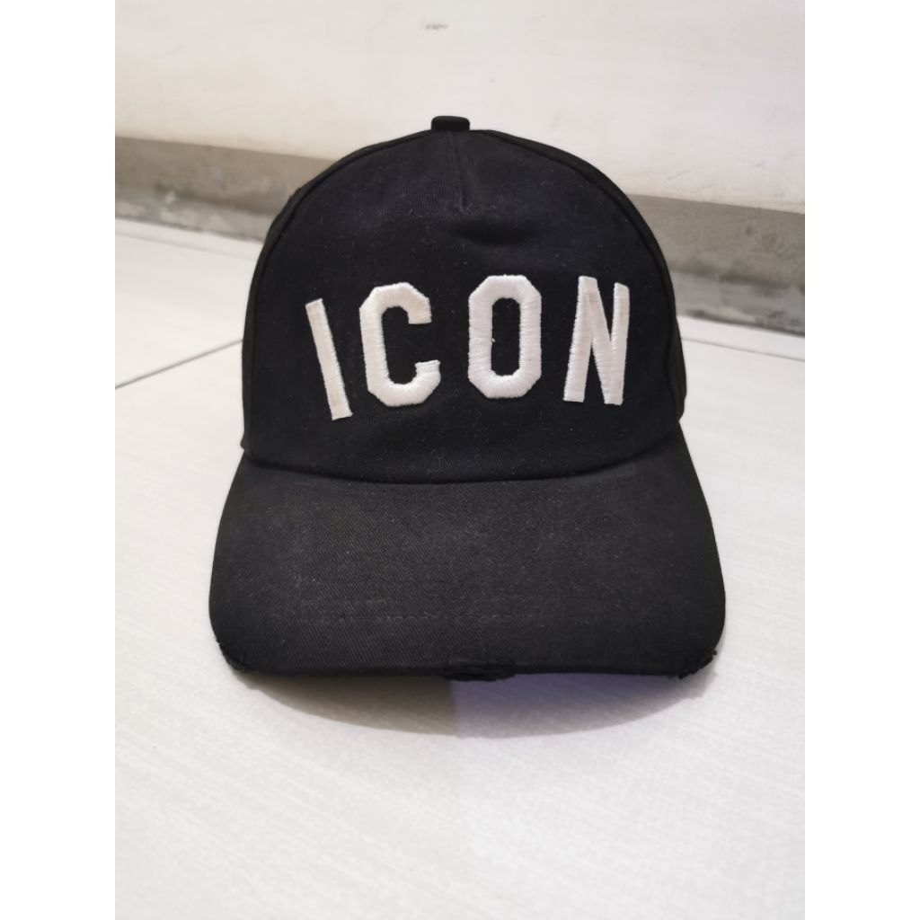 topi dsquared2 icon
