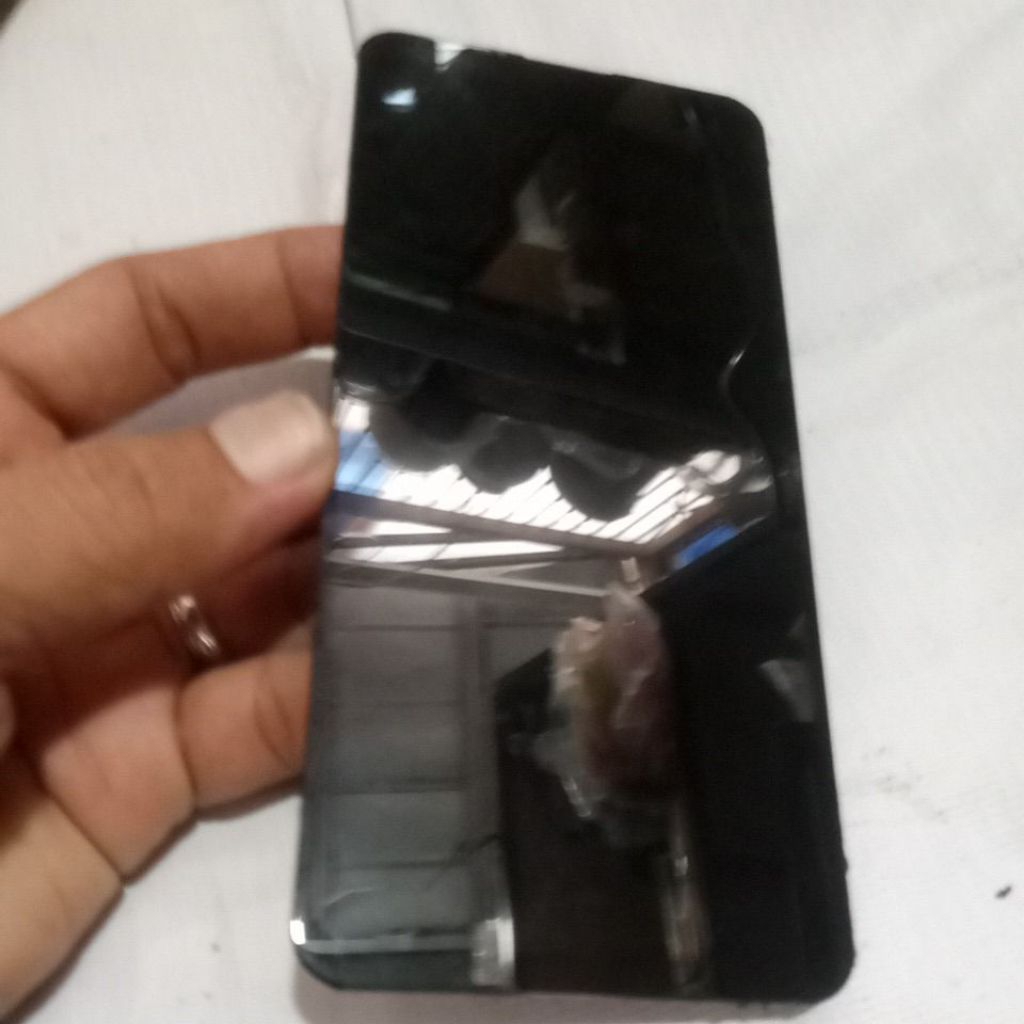 LCD HP Vivo V15 bekas