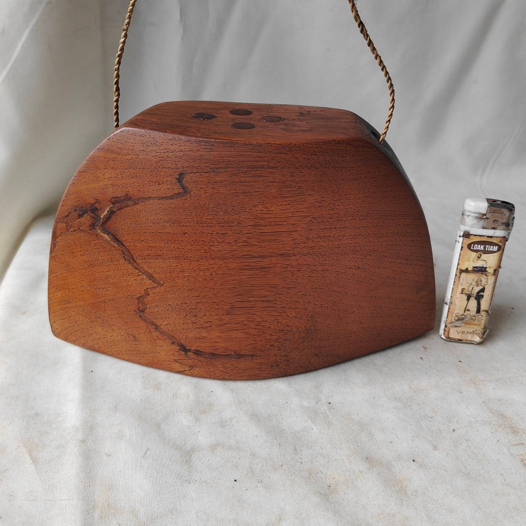 Pajangan Vintage Klontongan Lonceng Sapi Bahan Kayu Jati