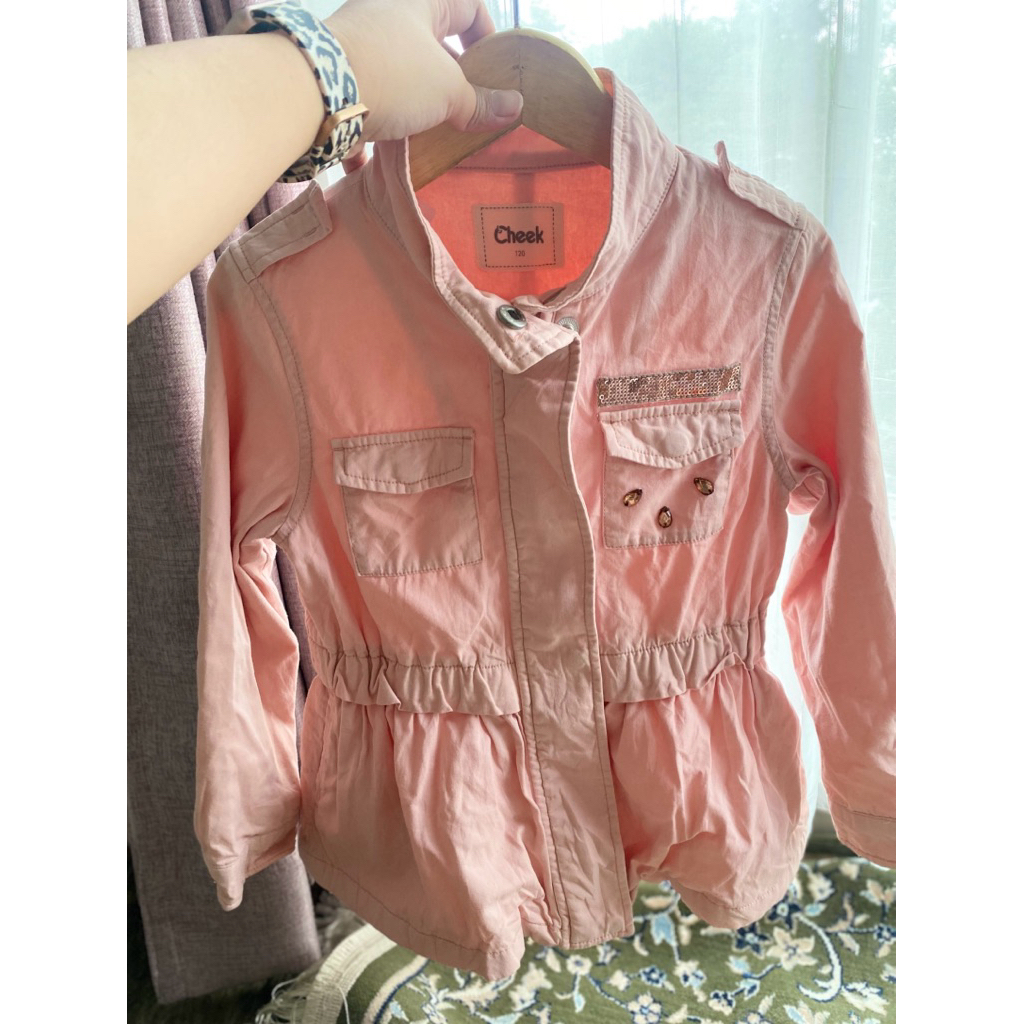 jaket anak perempuan cantik brand cheek. jaket anak perempuan lucu brand cheek. jaket anak perempuan