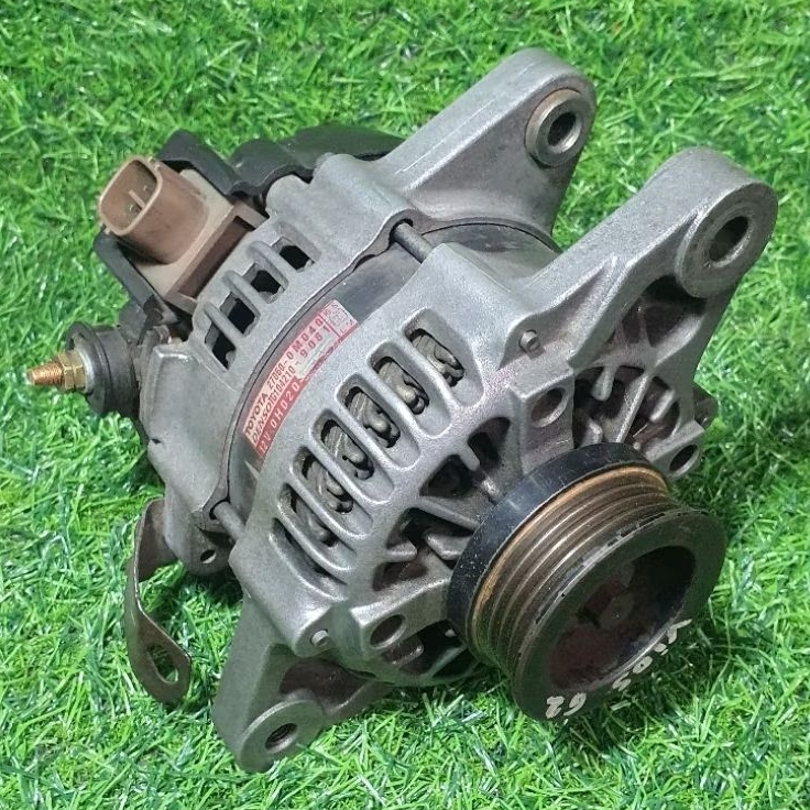 ALTERNATOR DINAMO AMPERE TOYOTA VIOS YARIS GEN 2 TAHUN 2007-2012 ORIGINAL 27060-0M040 TG104210-9080 