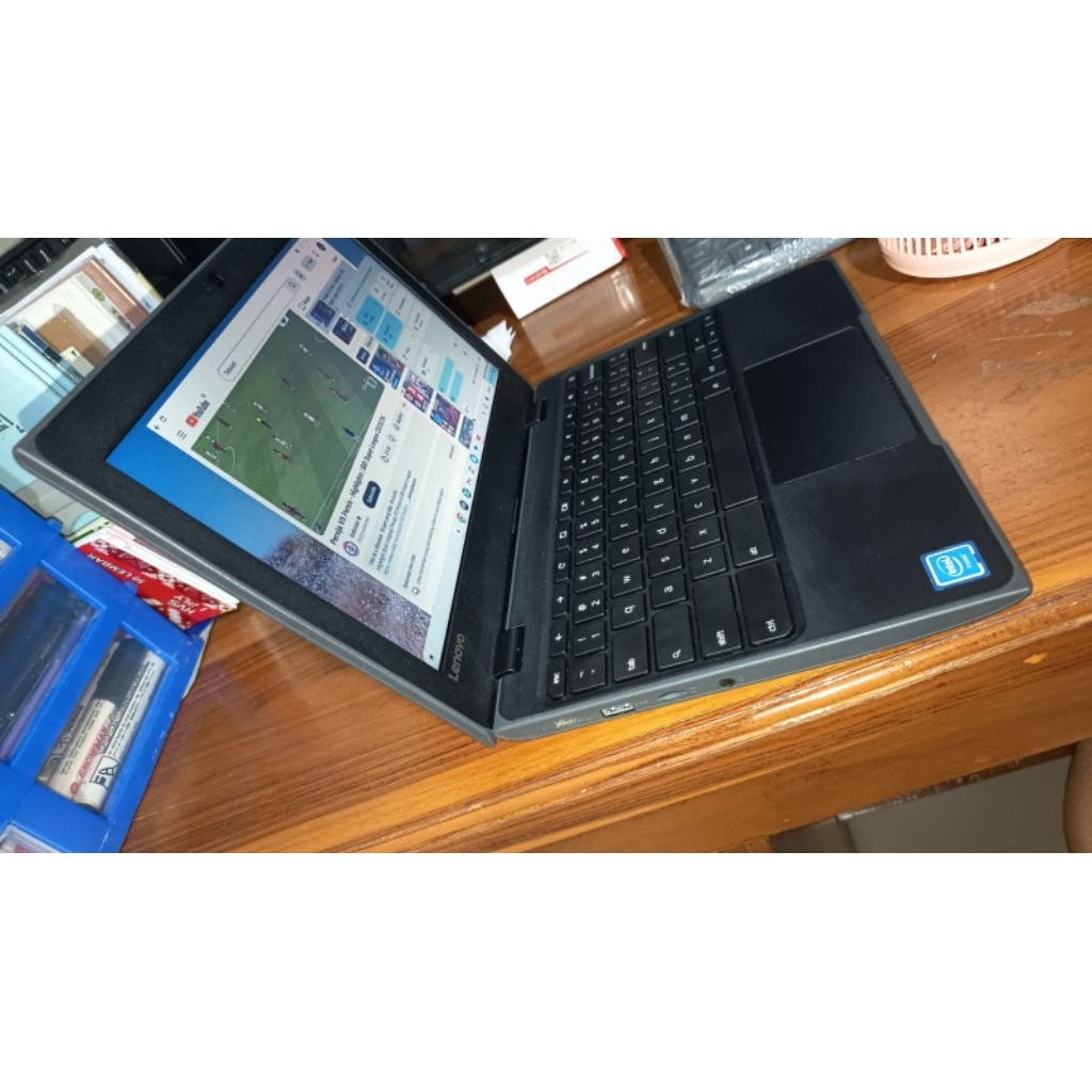 CHROMEBOOK LENOVO 100e.
