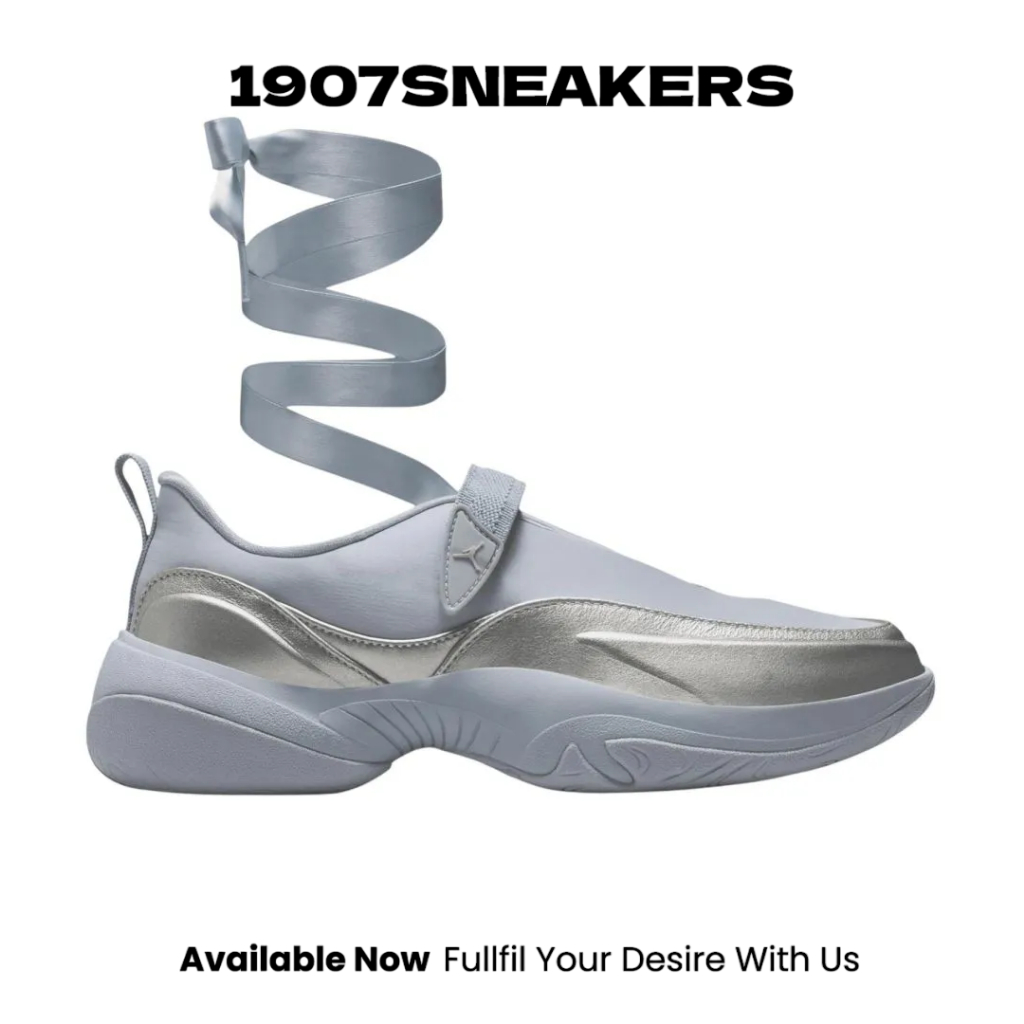 Sepatu Sneakers  Wanita Nike Jordan Pointe - Metallic Silver /Photon Dust-Smoke Grey NIKIB8597002