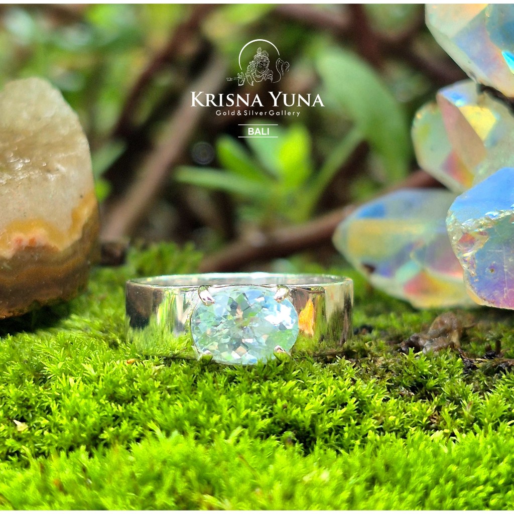 Natural Aquamarine Silver Ring