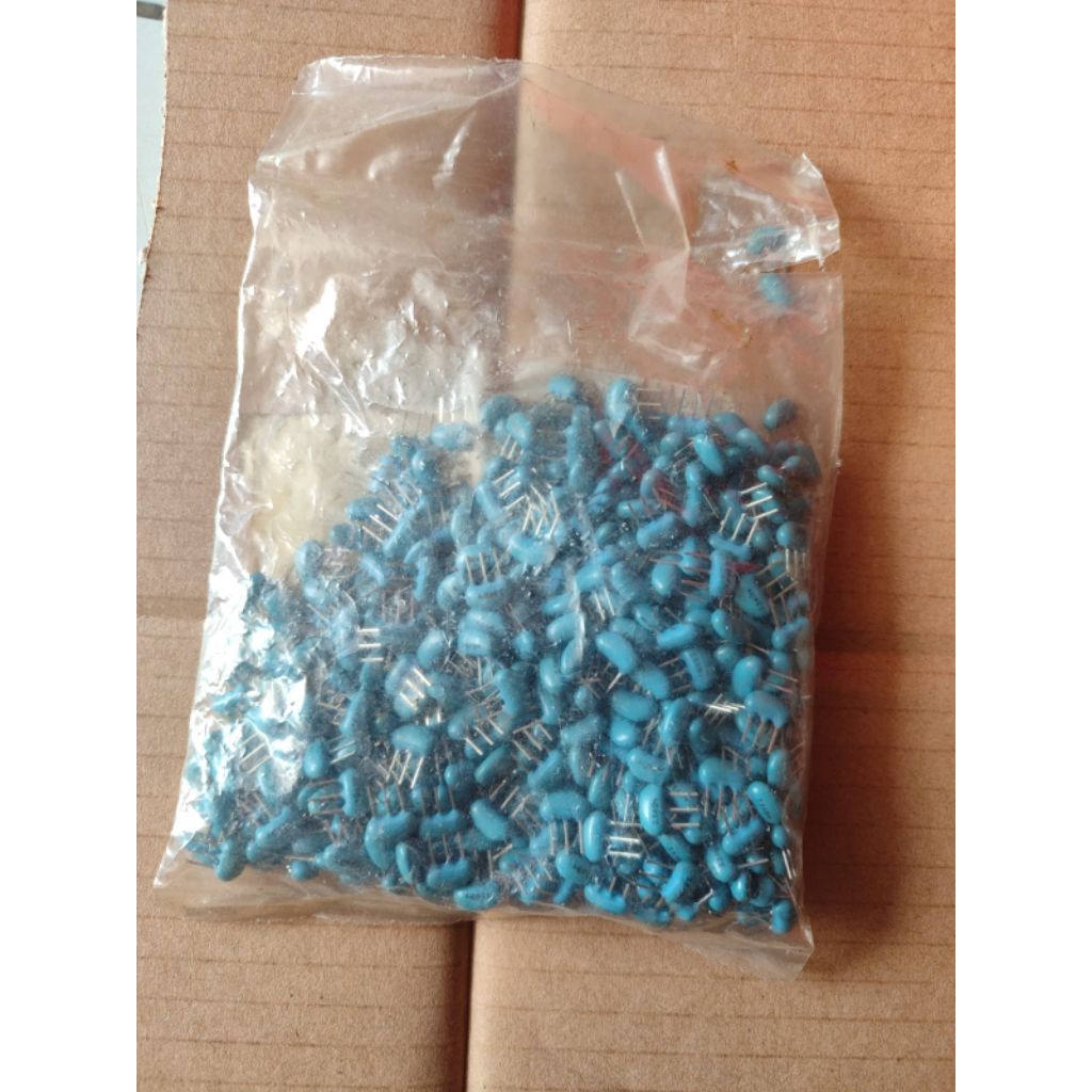 Osilator kristal kramik 3.64my