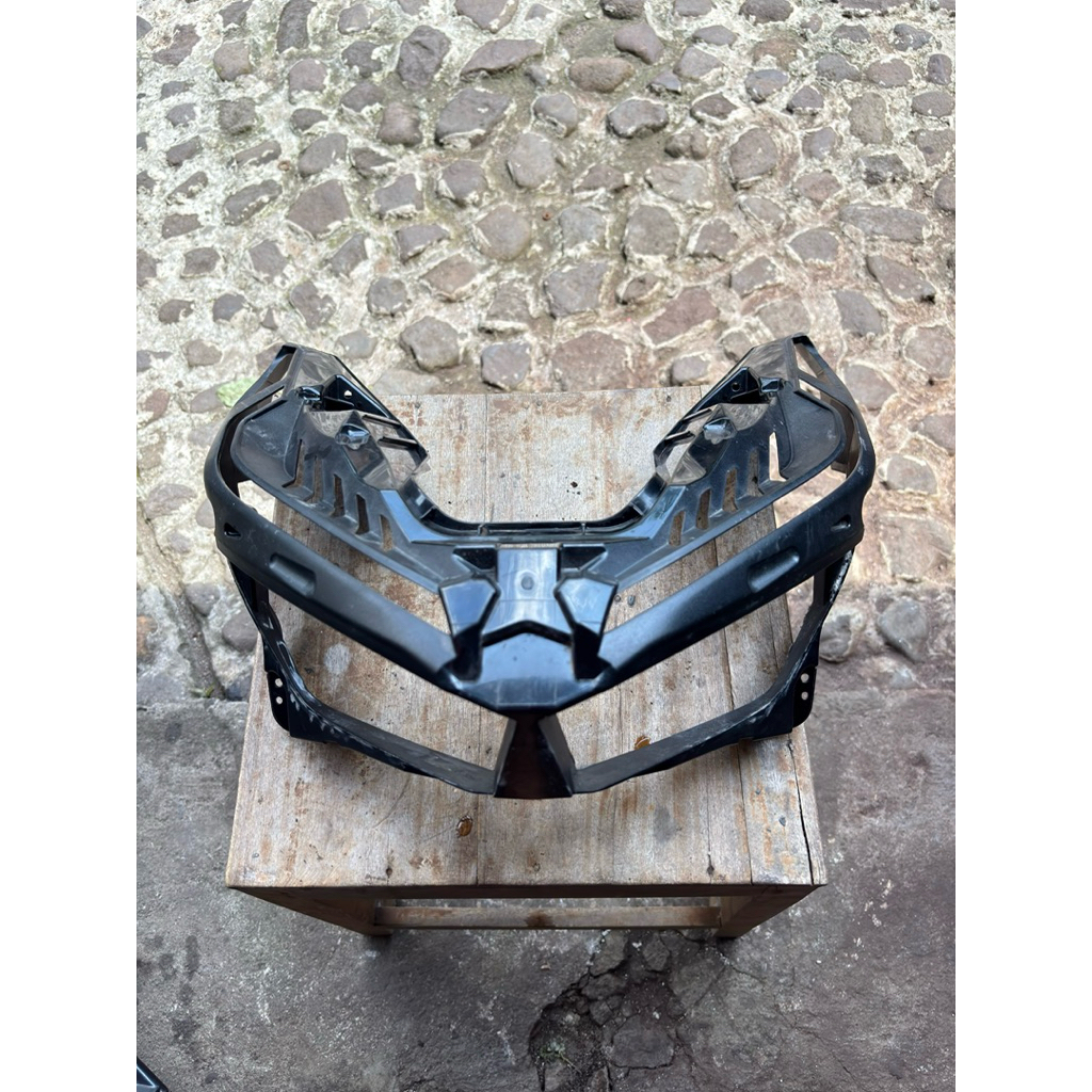 Frame Lampu Depan Honda Vario New 125 Vario 2018 bekas