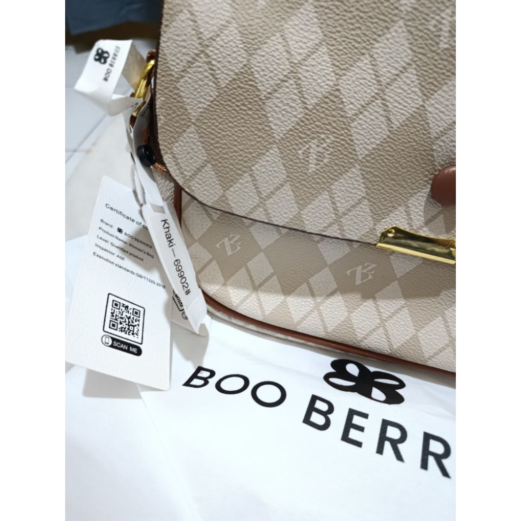 Boo Berries Sling Bag mocca