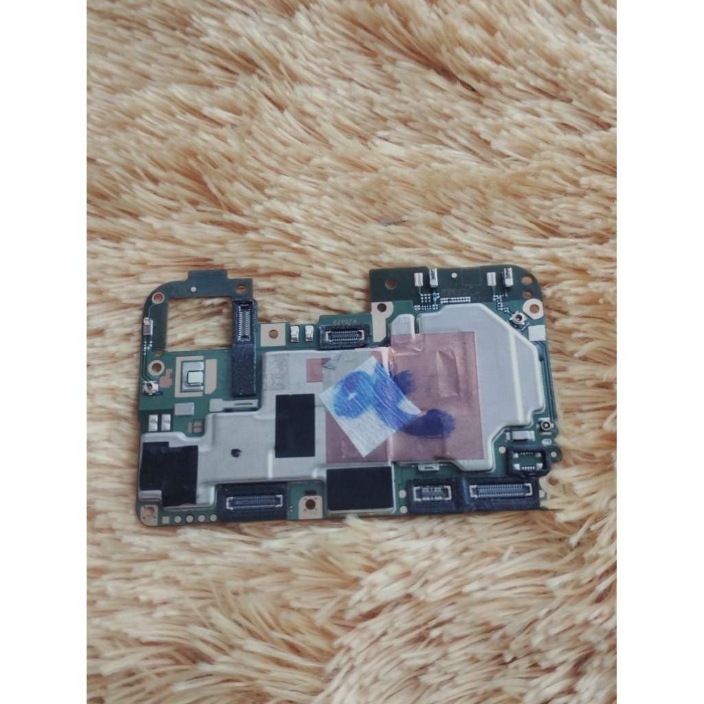mesin vivo y91c ram 2 32giga ada pola