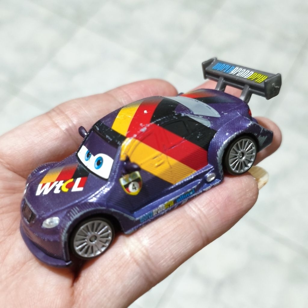 Diecast : Cars 2 - Max Schnell, Original Mattel