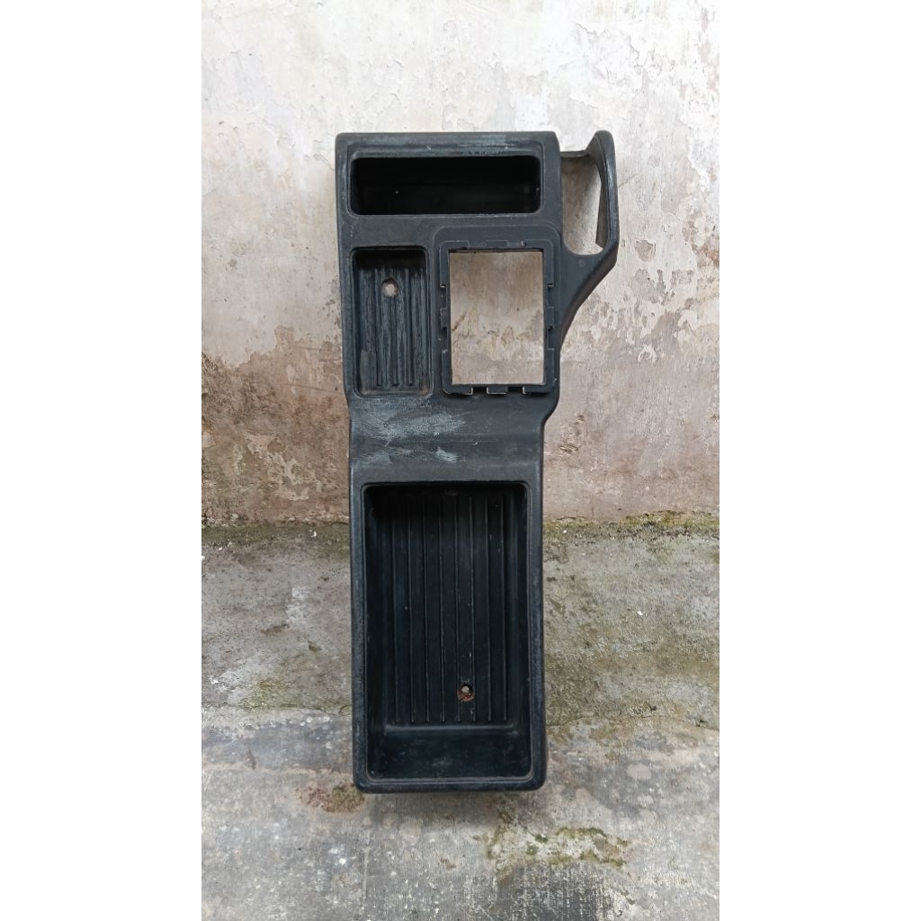 Consul Box Daihatsu Zebra Bodytech
