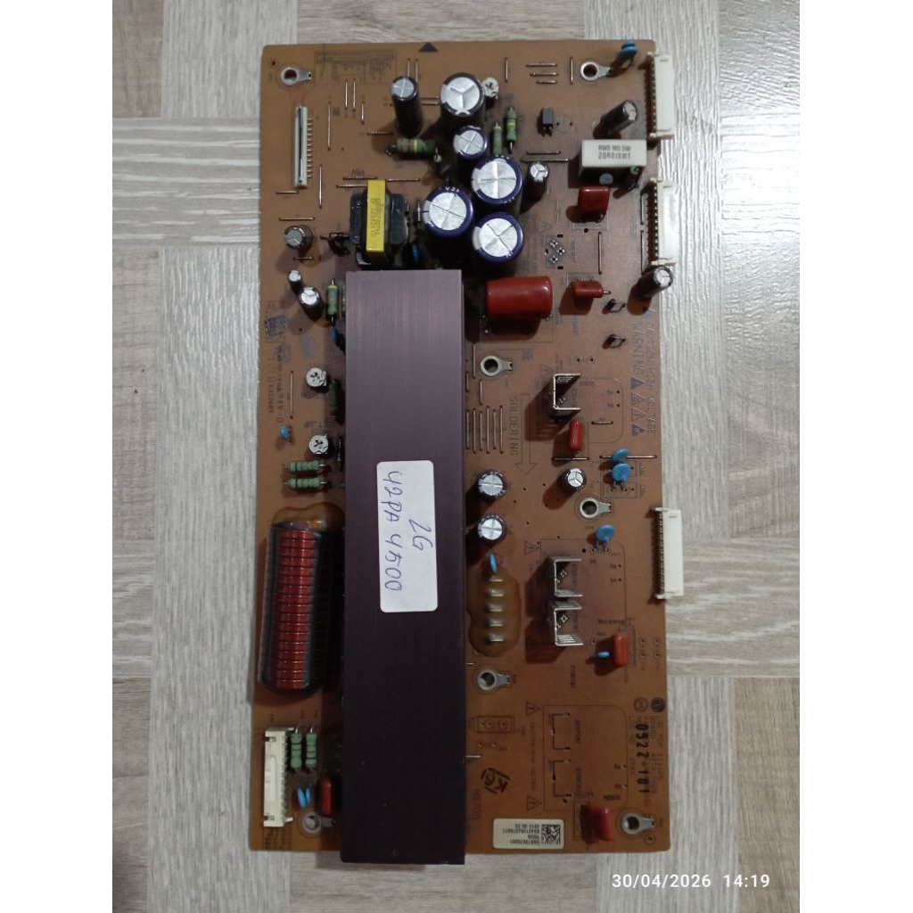 YSUS YMAIN TV LG PLASMA 42PA4500 LG42
