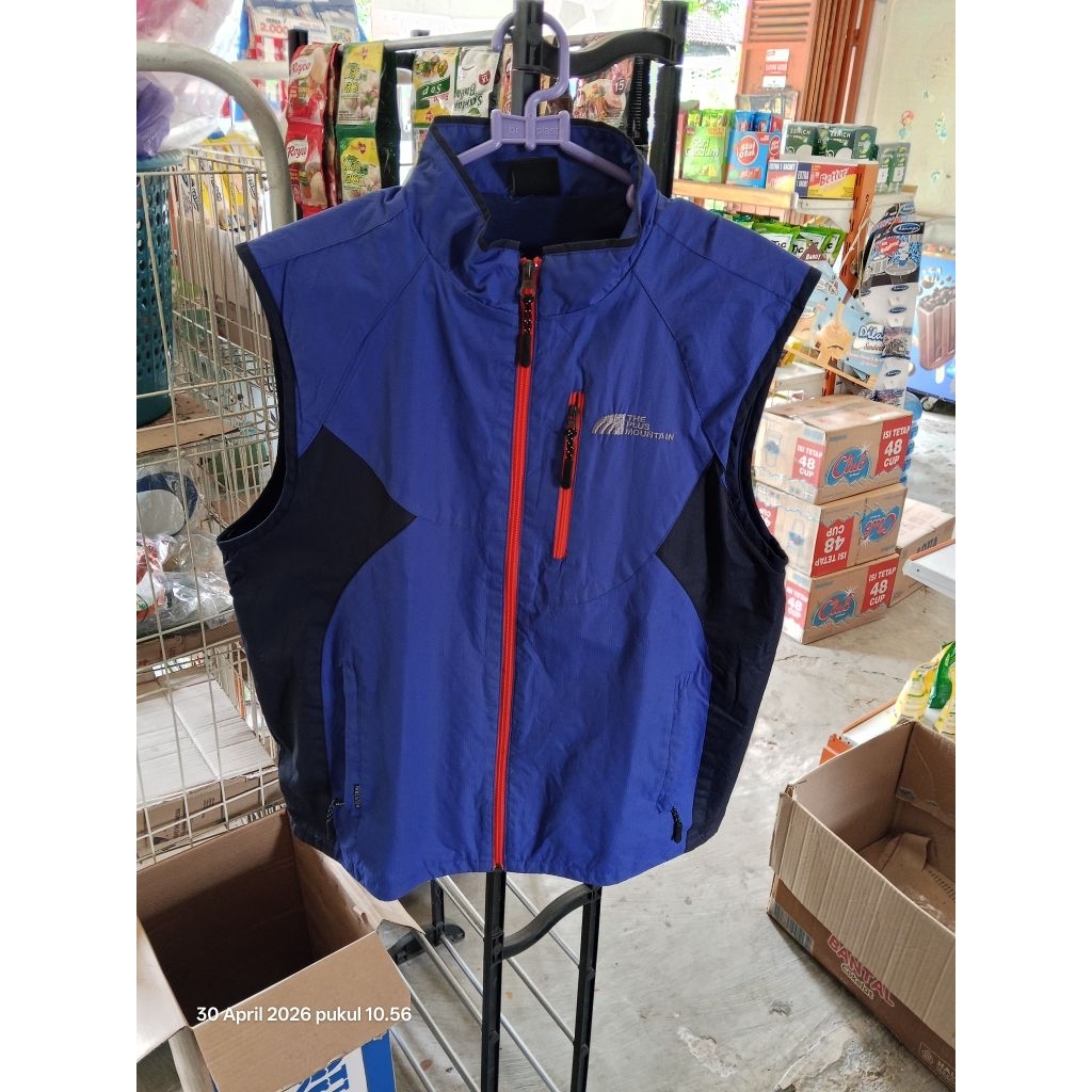 vest the plus mountain
