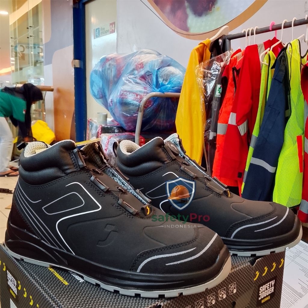 Sepatu Safety Jogger Works ORIGINAL 100% - Sepatu Safety Jogger Cador S3 LOW TLS Model Sporty Anti P