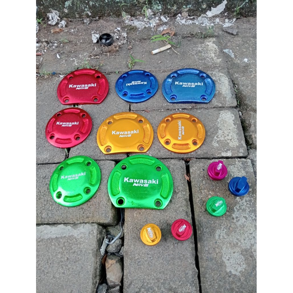 Cover Tutup mesin Ninja 2 tak (versi murah)Baut Tutup oli ninja R RR SS