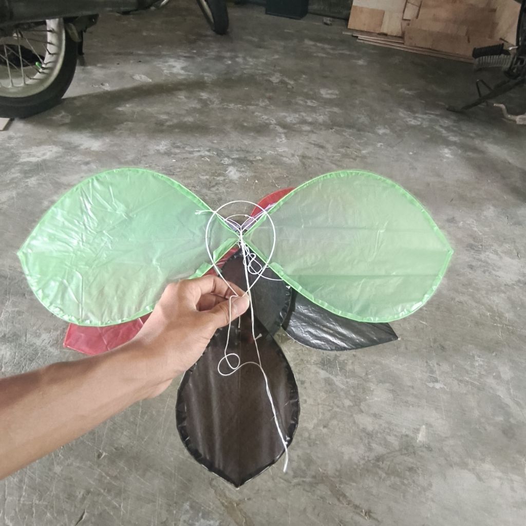 Layangan Tawon Fiber Layangan Tawon Mamayo