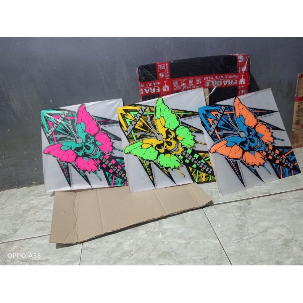 LAYANGAN SUKOI SUPER