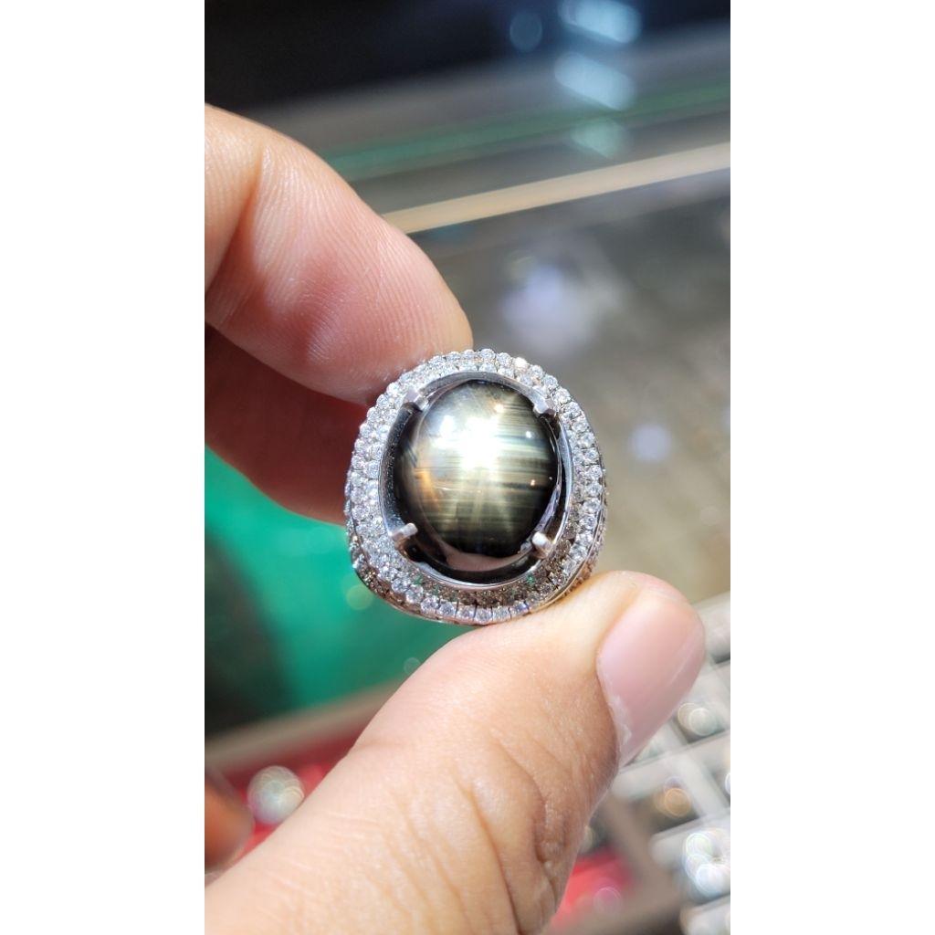 Natural 12Ray star Sapphire 11.41ct
