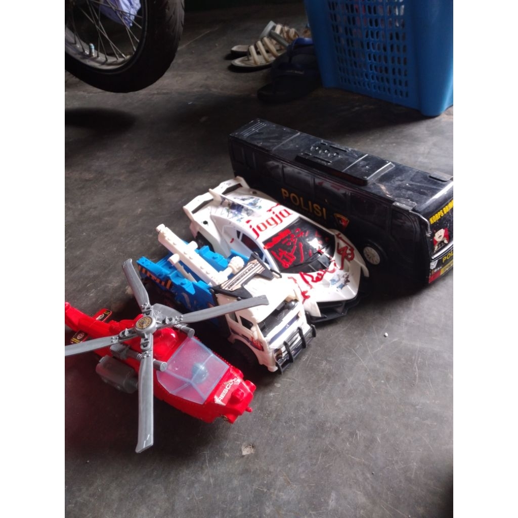 mobil mobilan anak bekas