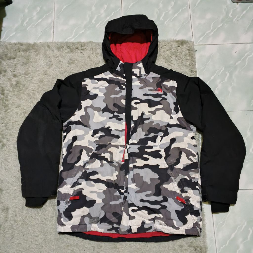 jaket Puffer Tnf size M LD 106 P 65 limited anti hipertermia warm jacket outdoor