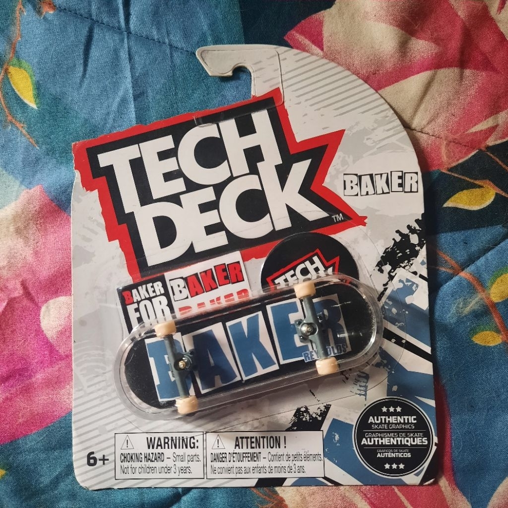 TECH DECK BAKER FINGERBOARD