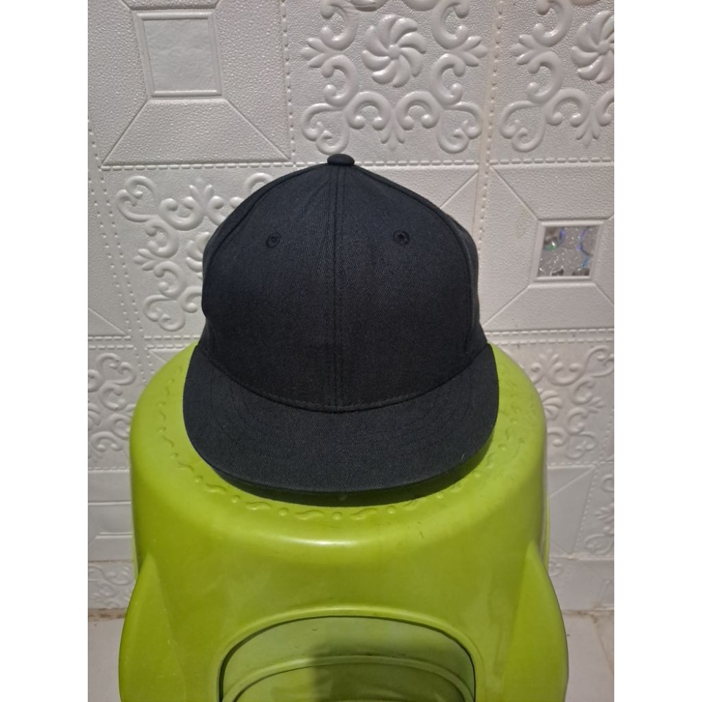 Topi visor pendek vispen tipe snapback second/bekas