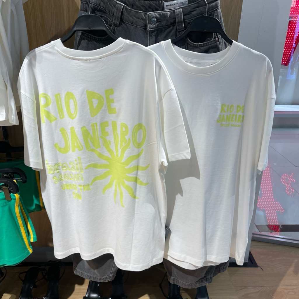 Kaus T-shirt Oversize BERSHKA Women Jastip (jasa titip)