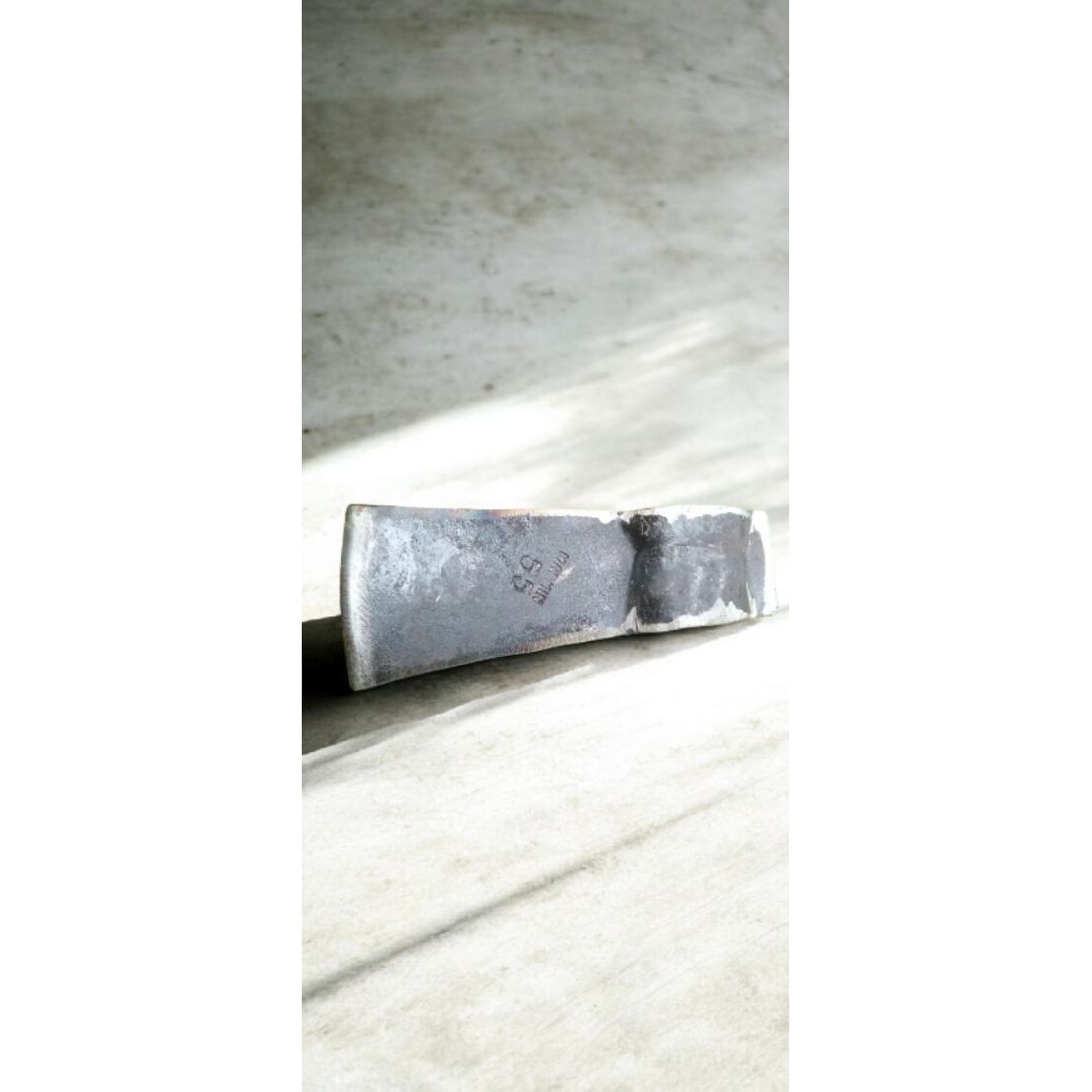 KAPAK PEMBELAH KAYU ,BESAR ,KUAT