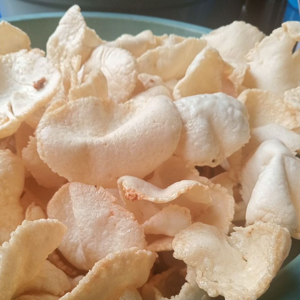 TK Nisa)KRUPUK PULI RASA BAWANG MENTAH KRECEK  KRUPUK PULI 500 gram