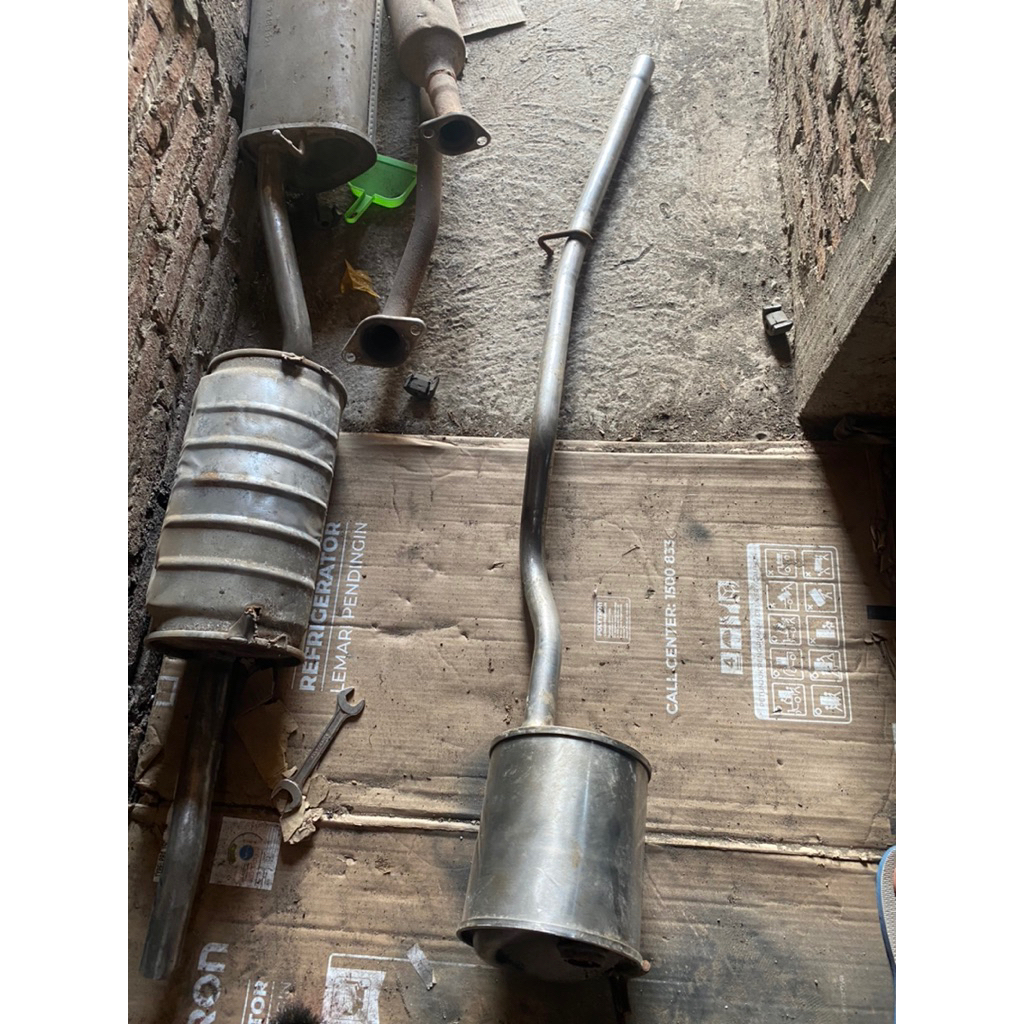 knalpot mobil sigra/calya original
