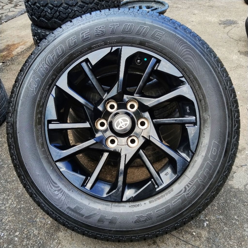 VELG TOYOTA FORTUNER GR SPORT ORIGINAL R18 PCD 6X139 +BAN BRIDGESTONE 265/60 R18 PAJERO HILUX TRITON