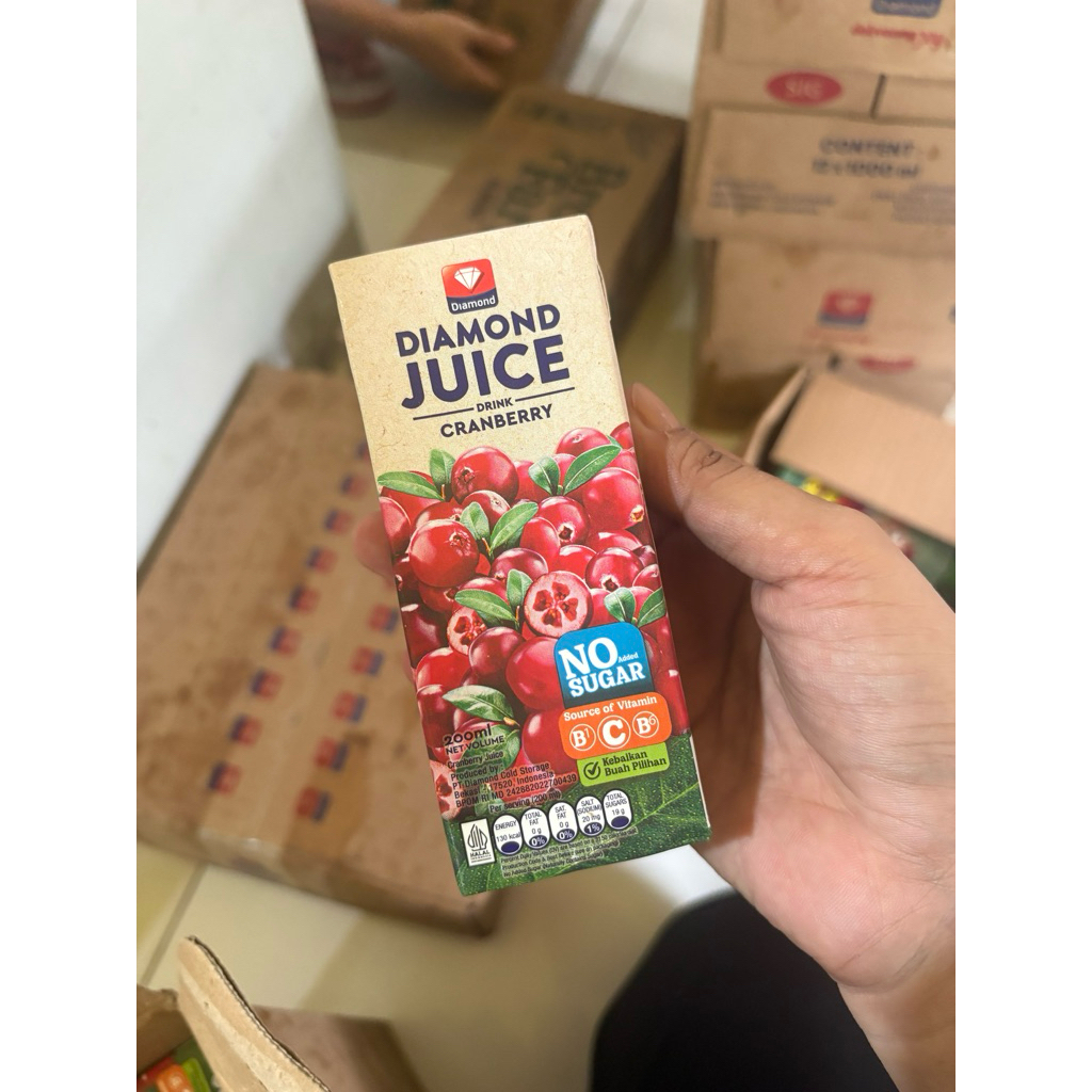 Diamond juice 200ml cranberry-Diamond juice 200ml orange- Diamond juice 200ml blueberry -Diamond jui