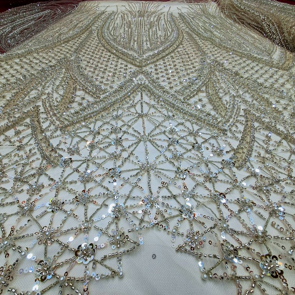 Kain Tile Payet 3D Bordir Mutiara Soroskin Premium / kain tile payet motif glamor mewah untuk kebaya