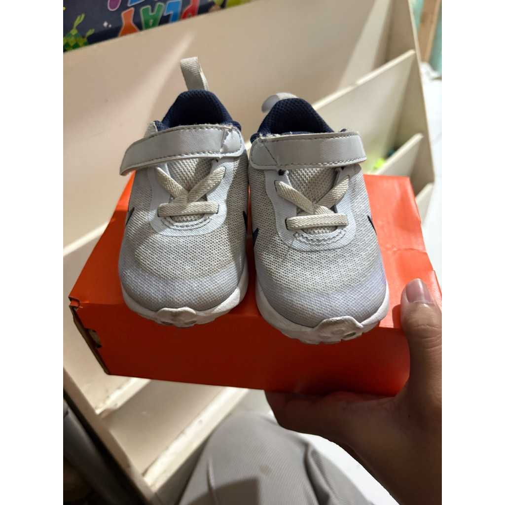 prelove nike baby