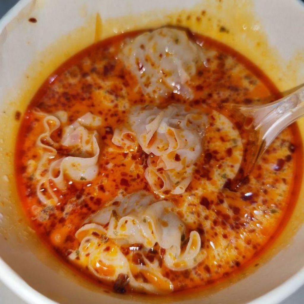 WontonKuah Pedas Creamy