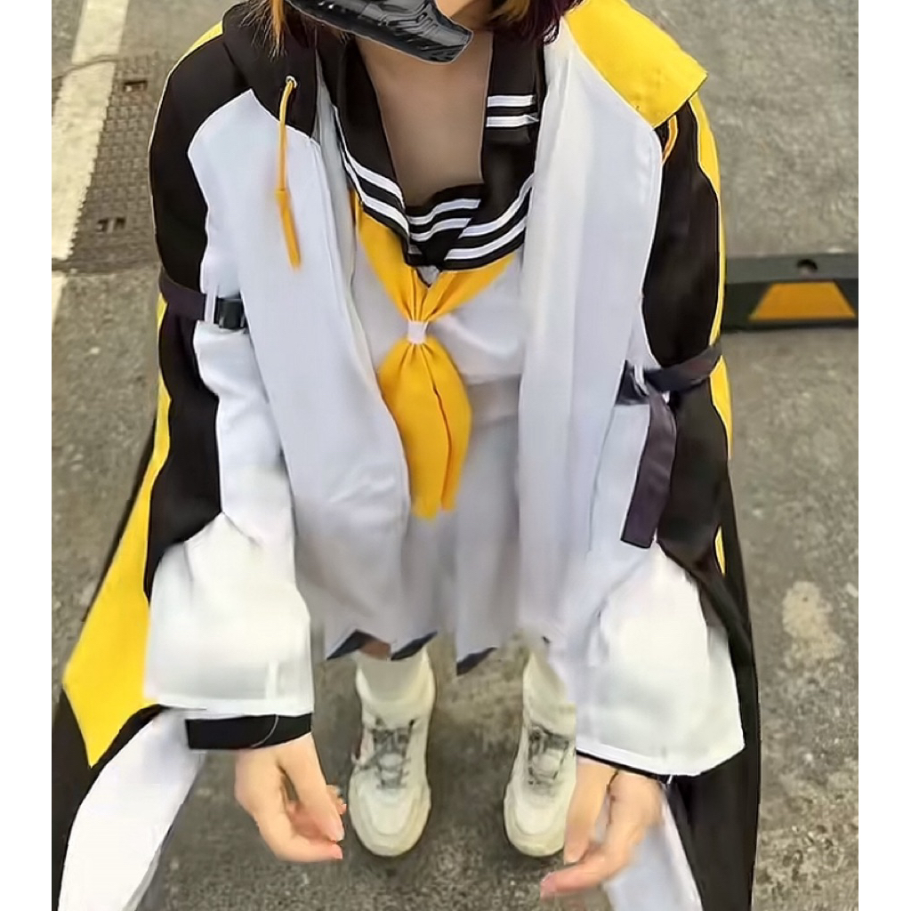 Costume Petra Gurin cosplay second