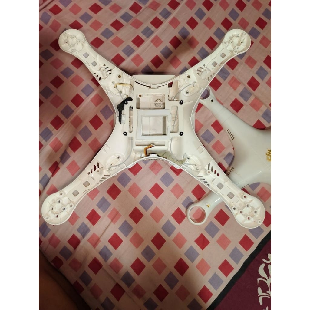 BODY PHANTOM 3 PRO LENGKAP TINGGAL PASANG MAINBOARD AJA