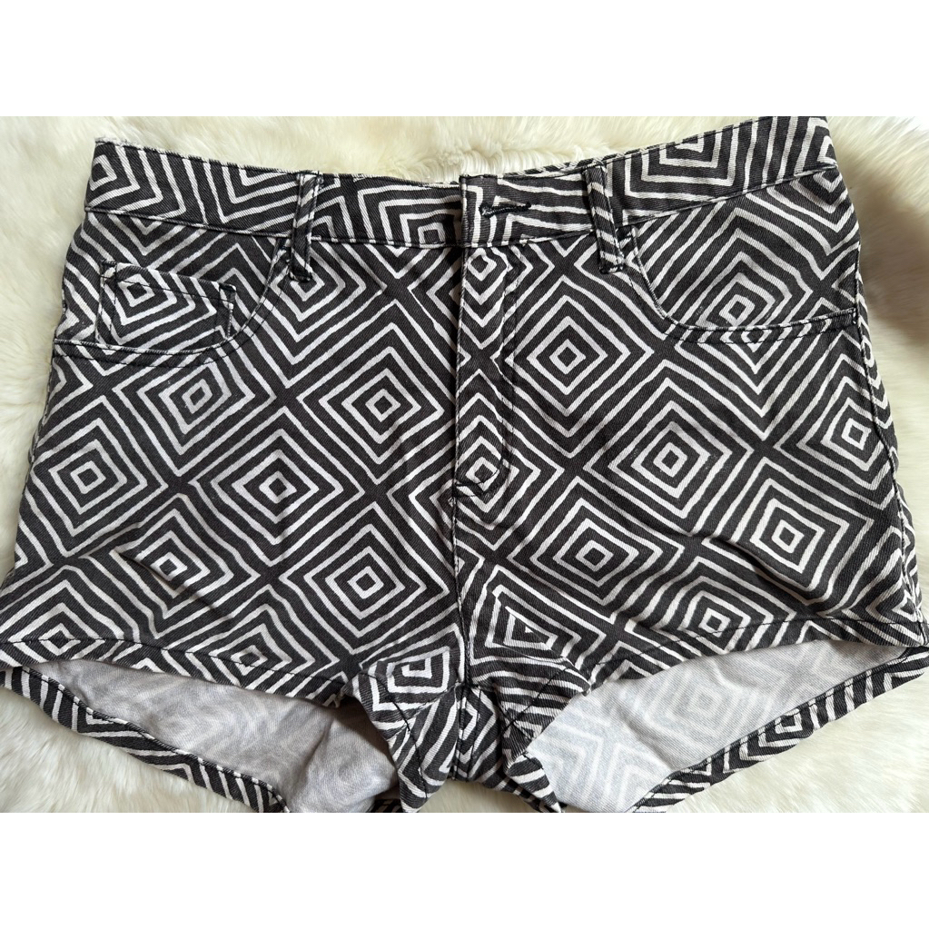 Hotpants wanita Merk billabong