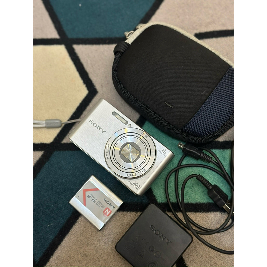 Digicam Sony W830