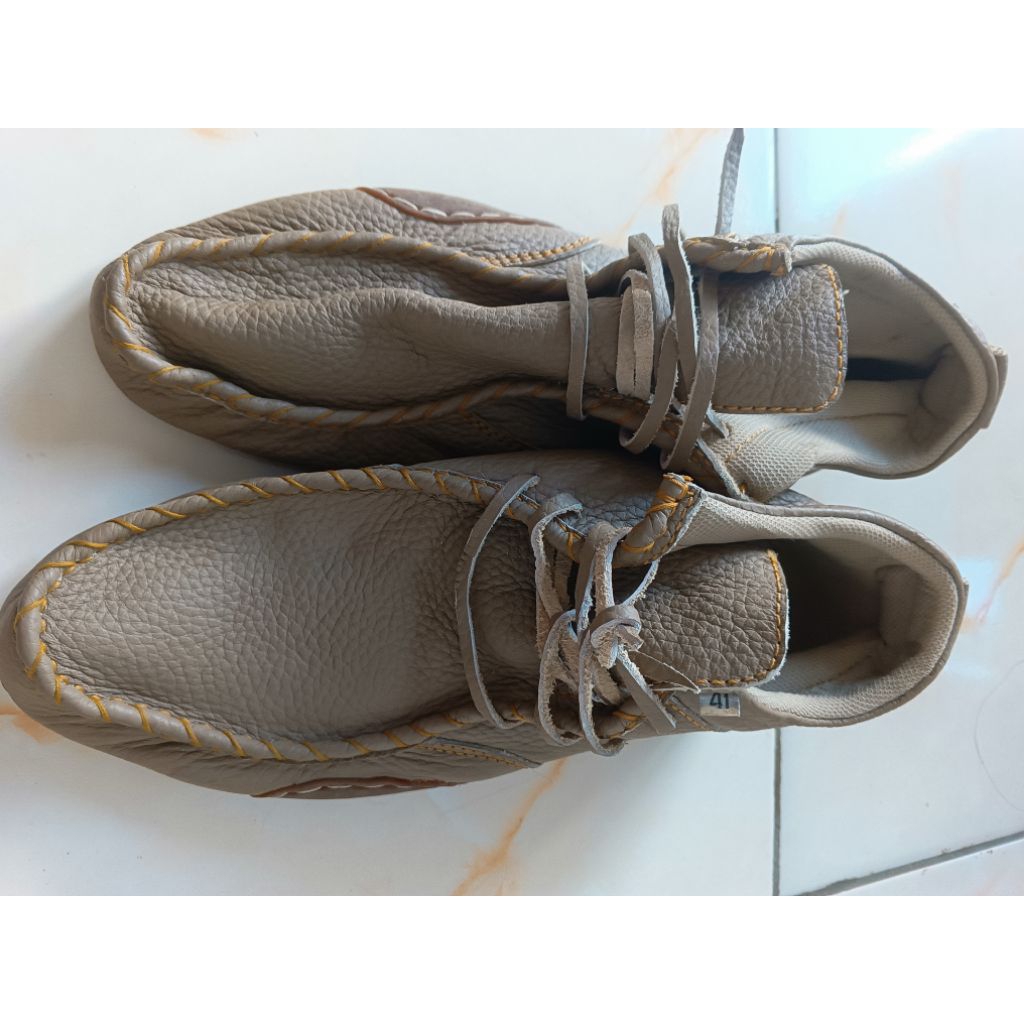 sepatu Preloved black master