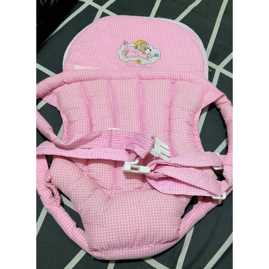 PL gendongan bayi
