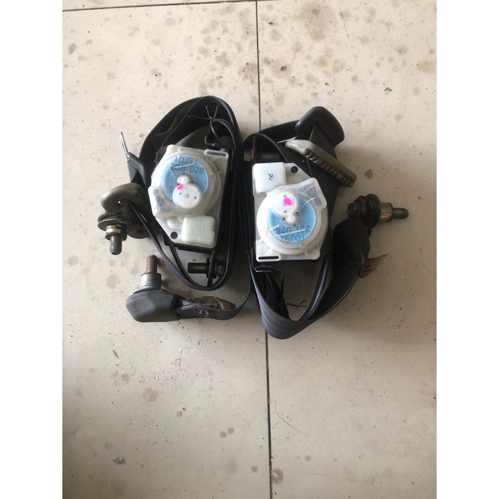 safety belt depan honda stream
