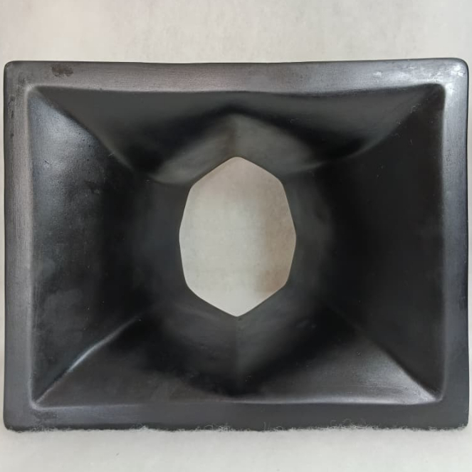 Horn Middle DDS Plong ukuran 40x33 cm bahan Fiber tebal cocok untuk speaker 10 inch dan 12 inch