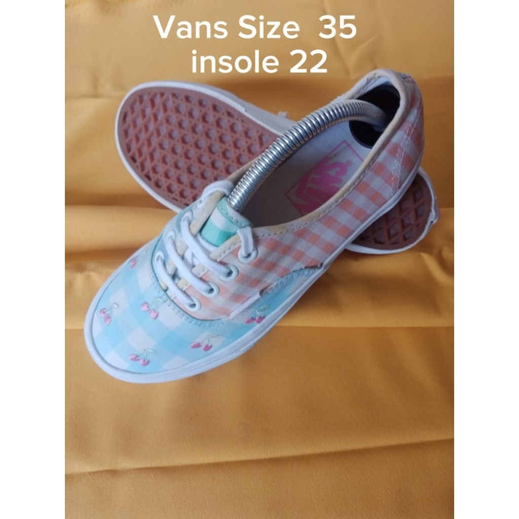 Sepatu Second Original Vans Authentic Gingham Size 35